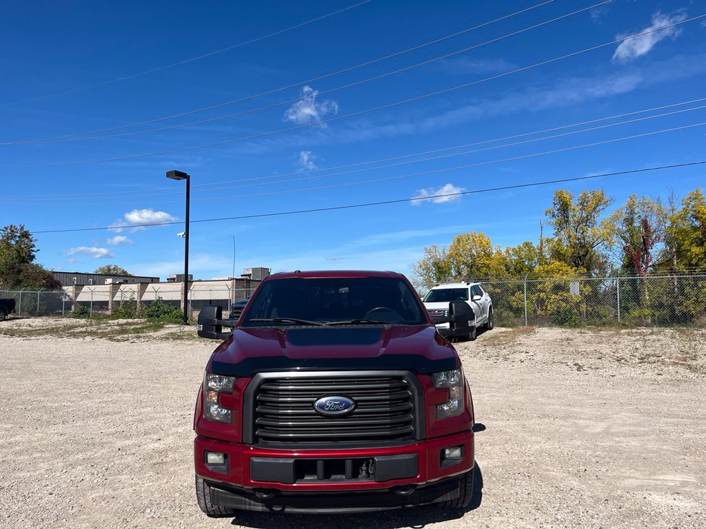 Used 2017 Ford F150 XLT w/ Equipment Group 302A Luxury AWD/4WD image 3
