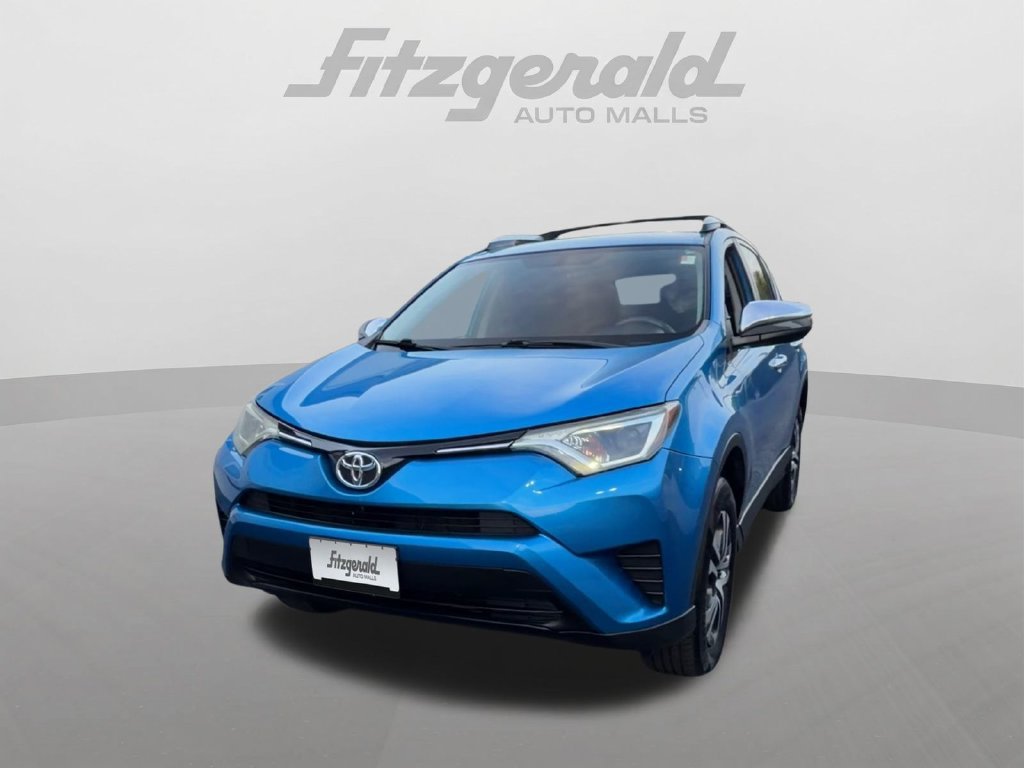 Used 2016 Toyota RAV4 LE FWD image 4