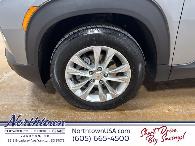 Used 2023 Chevrolet TrailBlazer LS FWD image 22