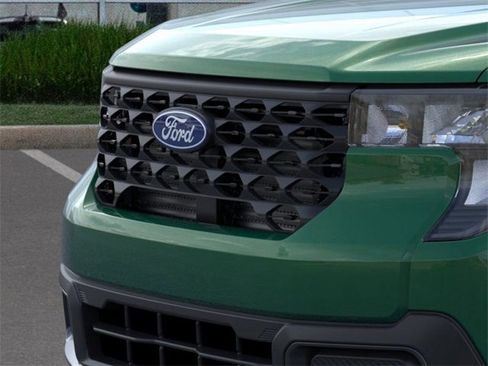 New 2025 Ford Maverick XLT w/ XLT Luxury Package image 18