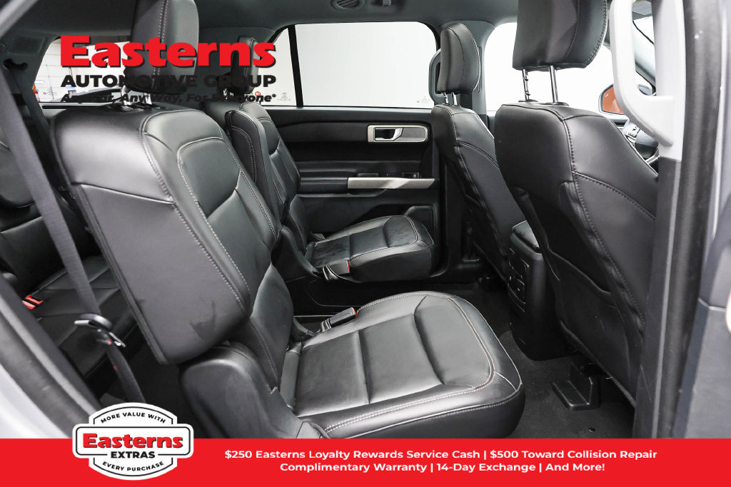 Used 2023 Ford Explorer XLT w/ Equipment Group 202A AWD/4WD image 24