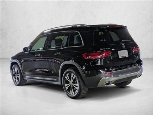 Certified 2025 Mercedes-Benz GLB 250 image 11