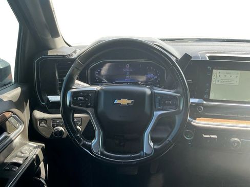 Used 2024 Chevrolet Silverado 2500 LT image 18