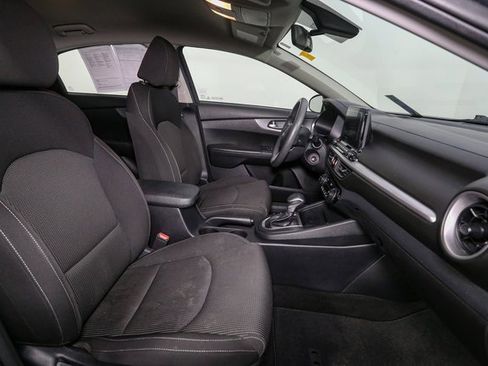 Used 2019 Kia Forte LXS image 15