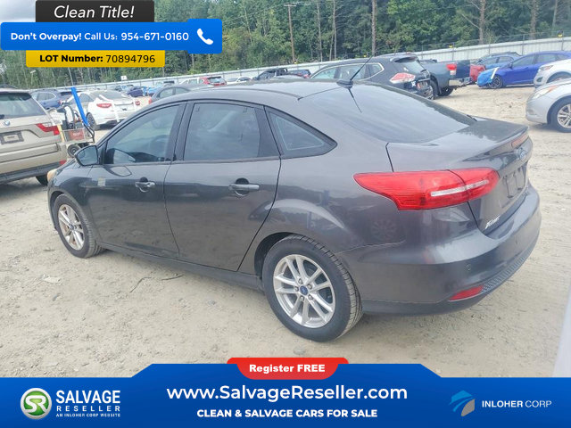 Used 2015 Ford Focus SE w/ SE Cold Weather Package FWD image 3