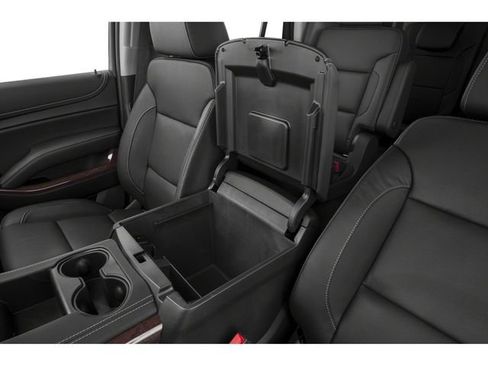 Used 2018 GMC Yukon SLT RWD image 9