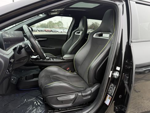 Used 2023 Kia EV6 GT image 35