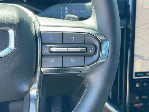 Used 2024 GMC Acadia Elevation w/ Luxury Package image 16