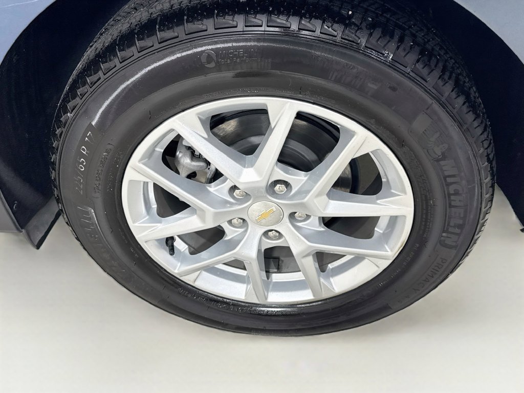 Used 2024 Chevrolet Equinox LT FWD image 40
