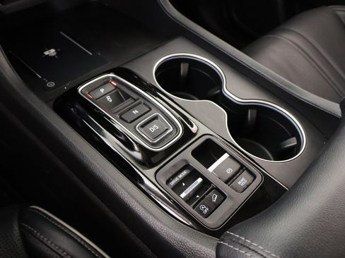 Used 2023 Honda Pilot Elite image 9