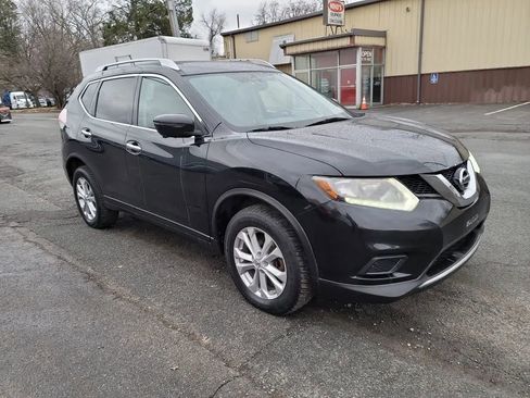 Used 2016 Nissan Rogue SV w/ SV Premium Package AWD/4WD image 3