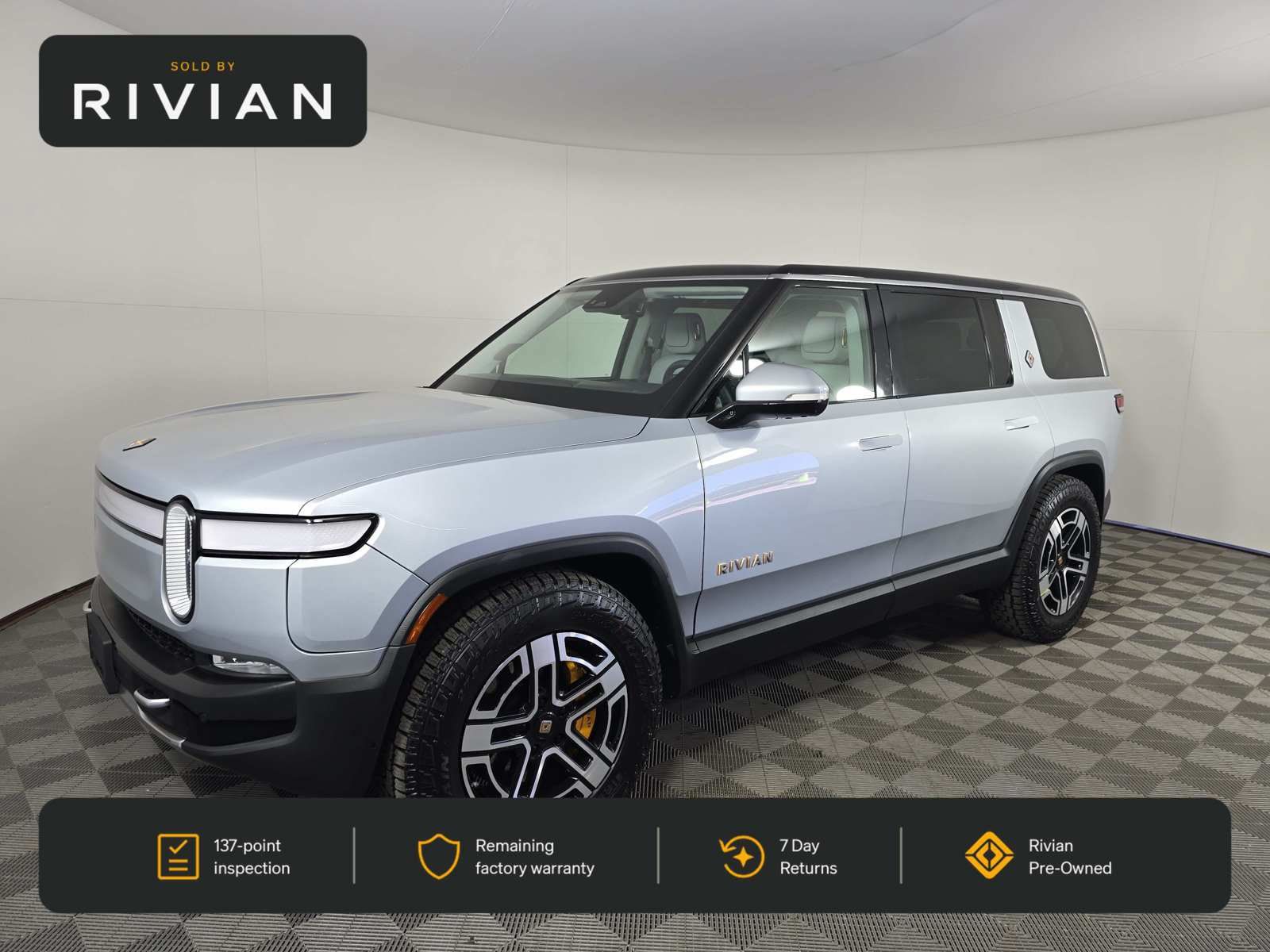 Used 2023 Rivian R1S Launch Edition Quad AWD/4WD image 1