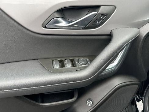 Used 2024 Chevrolet Blazer LT w/ Convenience Package image 23