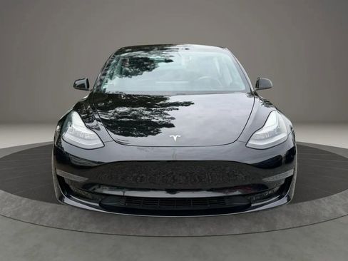 Used 2021 Tesla Model 3 Standard Range Plus RWD image 2