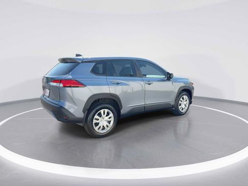 Certified 2022 Toyota Corolla Cross L FWD image 8