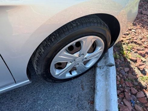 Used 2019 Chevrolet Spark LS image 5