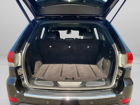 Used 2017 Jeep Grand Cherokee Limited w/ Luxury Group II image 7