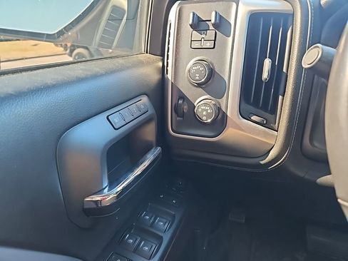 Used 2017 GMC Sierra 1500 SLT image 22