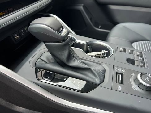 New 2026 Toyota Highlander XSE image 26