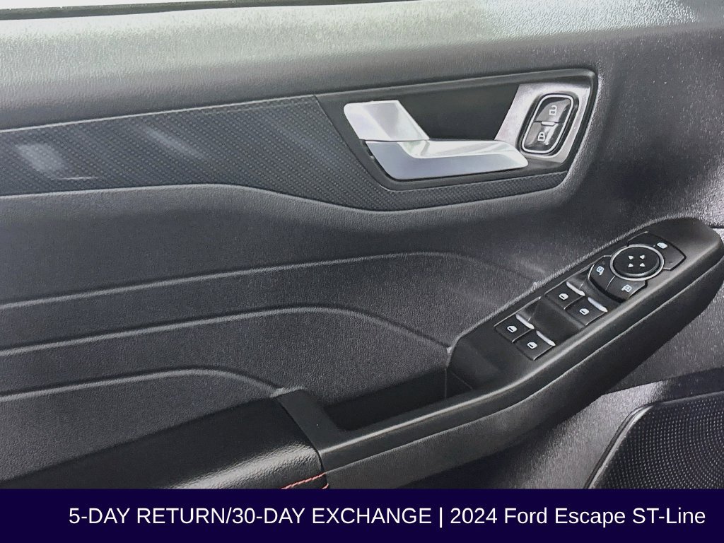 Used 2024 Ford Escape ST-Line w/ Tech Pack #1 FWD image 23