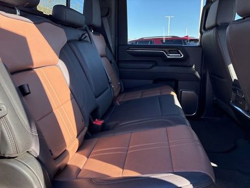 Certified 2024 Chevrolet Silverado 2500 High Country w/ High Country Premium Package image 16