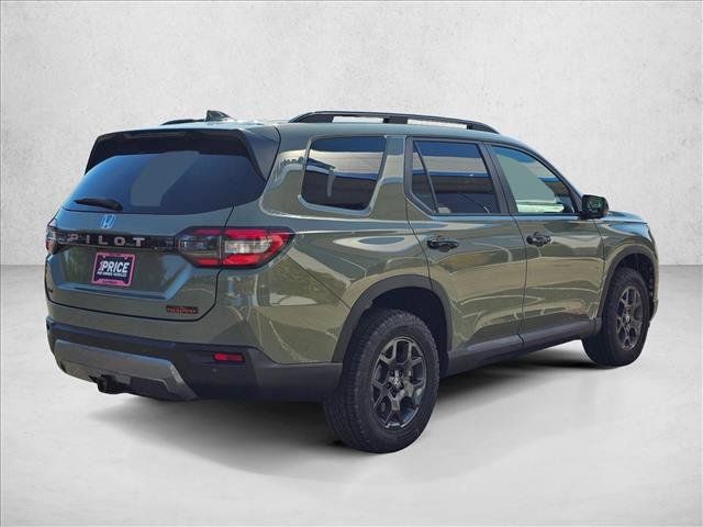 New 2026 Honda Pilot TrailSport image 5