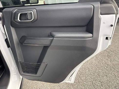 New 2025 Ford Bronco Badlands image 17