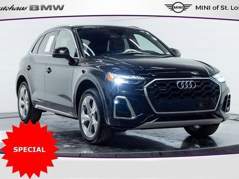 Used 2022 Audi Q5 2.0T Prestige w/ Prestige Package image 1