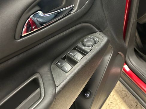 Used 2022 Chevrolet Equinox RS AWD/4WD image 14