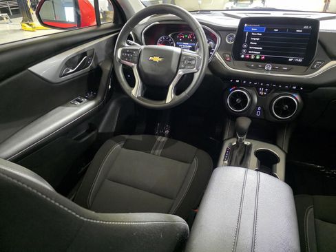 Used 2025 Chevrolet Blazer LT image 19