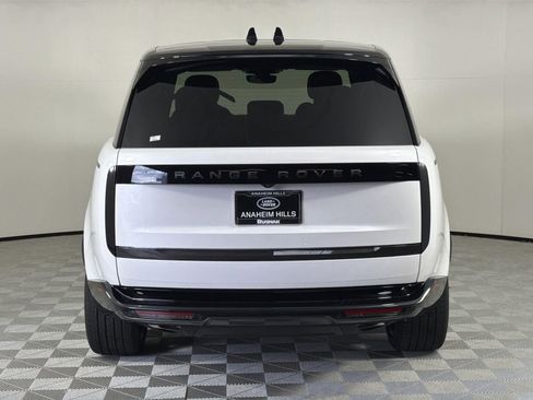 New 2026 Land Rover Range Rover SE image 4