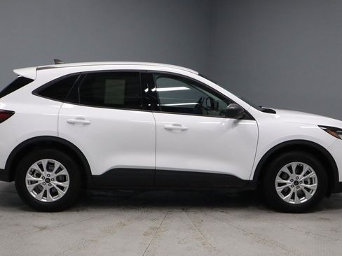 Certified 2025 Ford Escape Active image 10