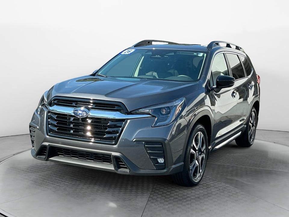 Certified 2026 Subaru Ascent Limited AWD/4WD image 2