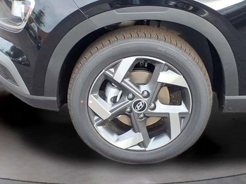 New 2026 Hyundai Venue SEL FWD image 9