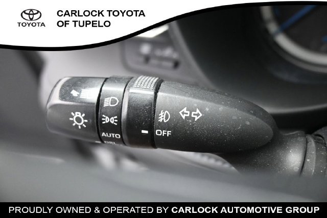 Used 2023 Toyota Highlander LE AWD/4WD image 28