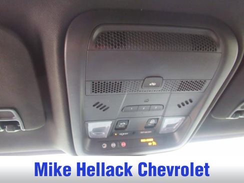 Used 2025 Cadillac XT5 Premium Luxury image 14