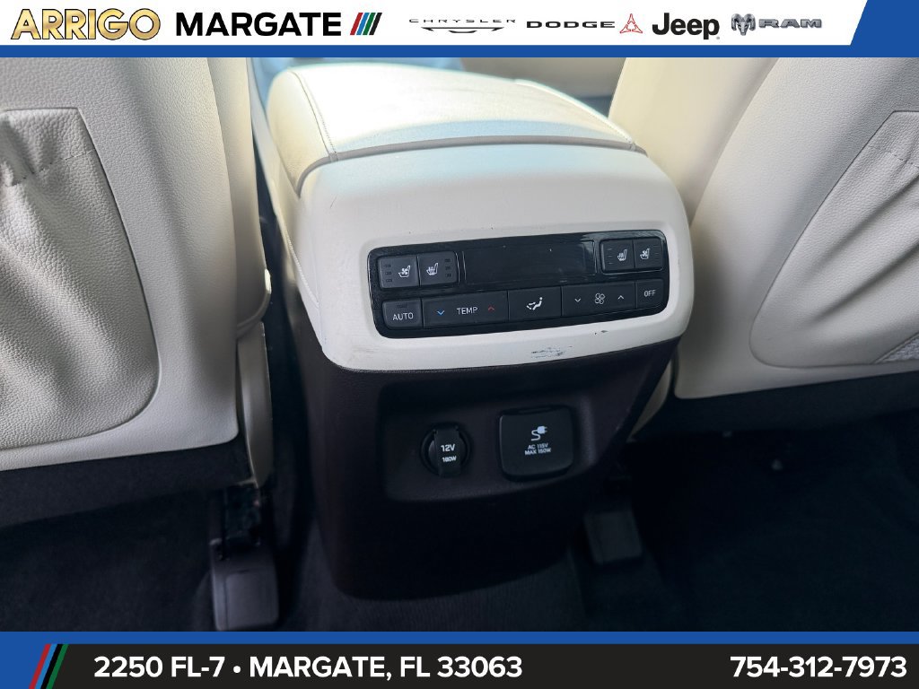 Used 2020 Hyundai Palisade Limited FWD image 13