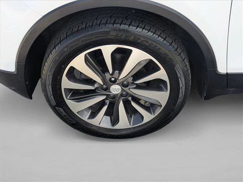Used 2017 Buick Encore Preferred AWD/4WD image 21