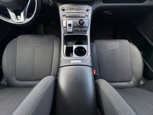 Used 2023 Hyundai Santa Fe SEL FWD image 11