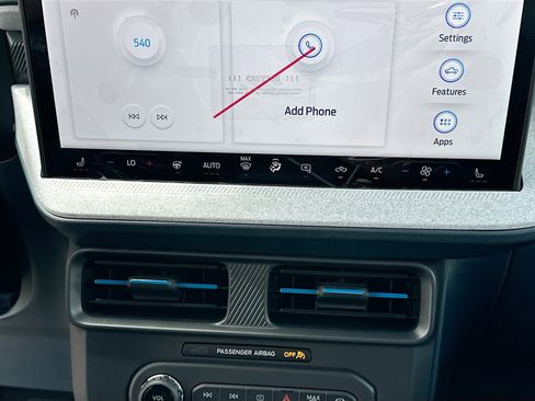 New 2026 Ford Maverick XLT w/ XLT Luxury Package FWD image 10