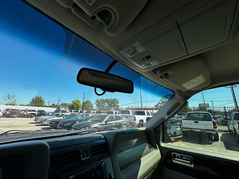 Used 2012 Lincoln Navigator 2WD image 50