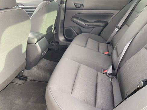 New 2025 Nissan Altima 2.5 SV image 18