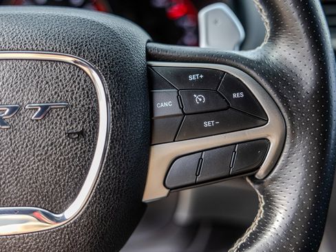 Used 2018 Dodge Durango SRT image 15