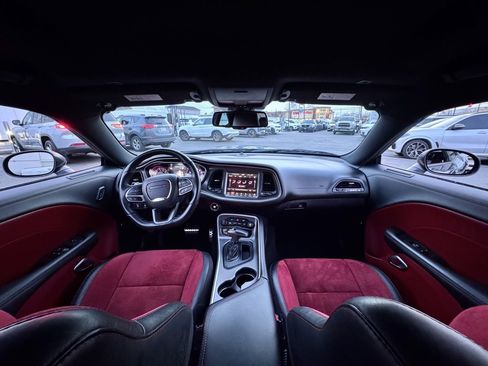 Used 2022 Dodge Challenger R/T Scat Pack w/ Dynamics Package image 21