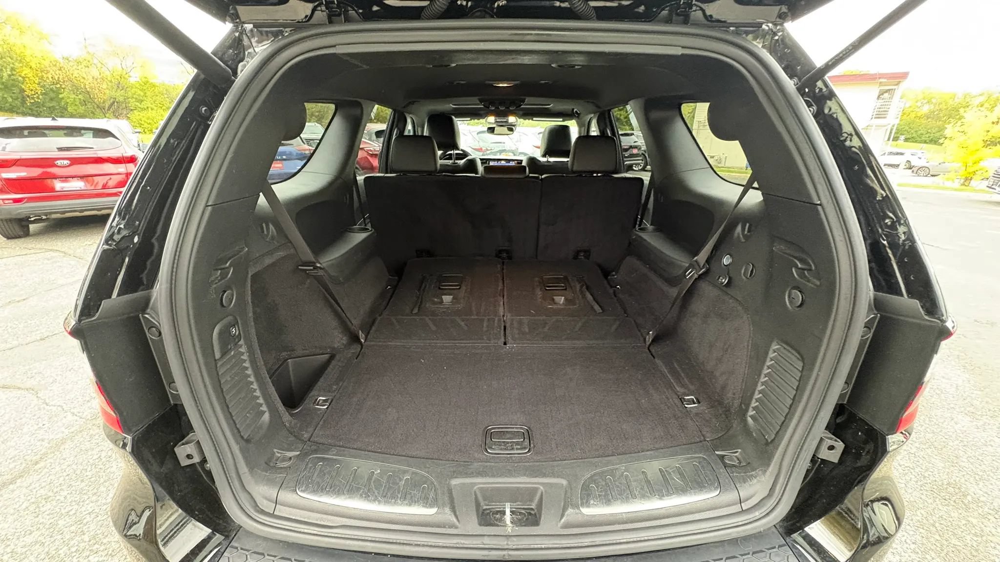 Used 2025 Dodge Durango GT AWD/4WD image 38