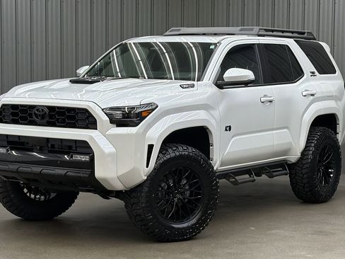 Used 2025 Toyota 4Runner TRD Sport Premium AWD/4WD image 1