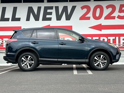 Used 2018 Toyota RAV4 XLE w/ Preferred Accessory Package image 6