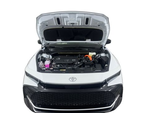 Certified 2026 Toyota Crown Limited w/ Advanced Technology Package image 12