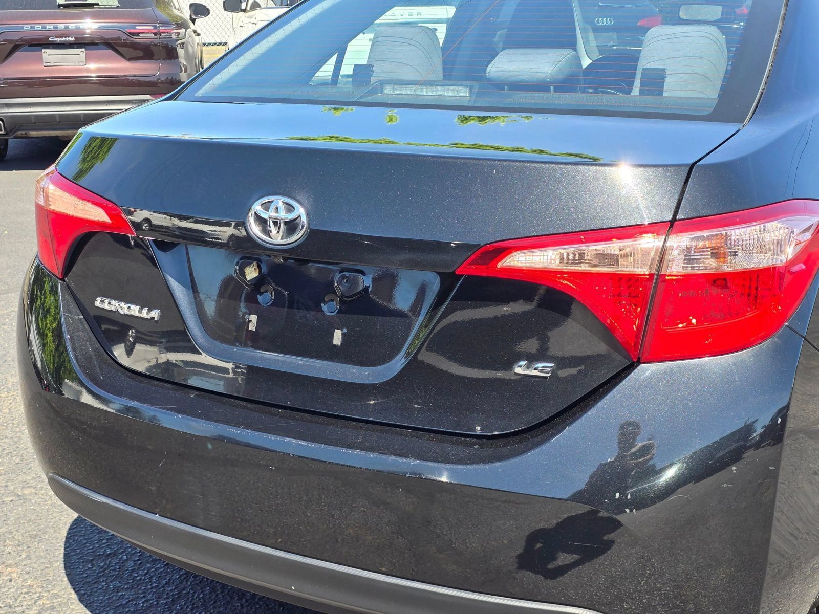 Used 2019 Toyota Corolla LE FWD image 14