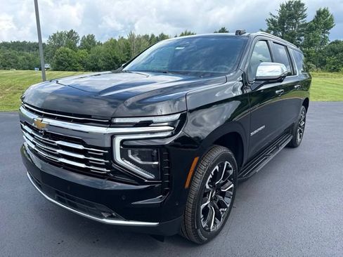 New 2026 Chevrolet Suburban Premier w/ Sun And Tow Package AWD/4WD image 1
